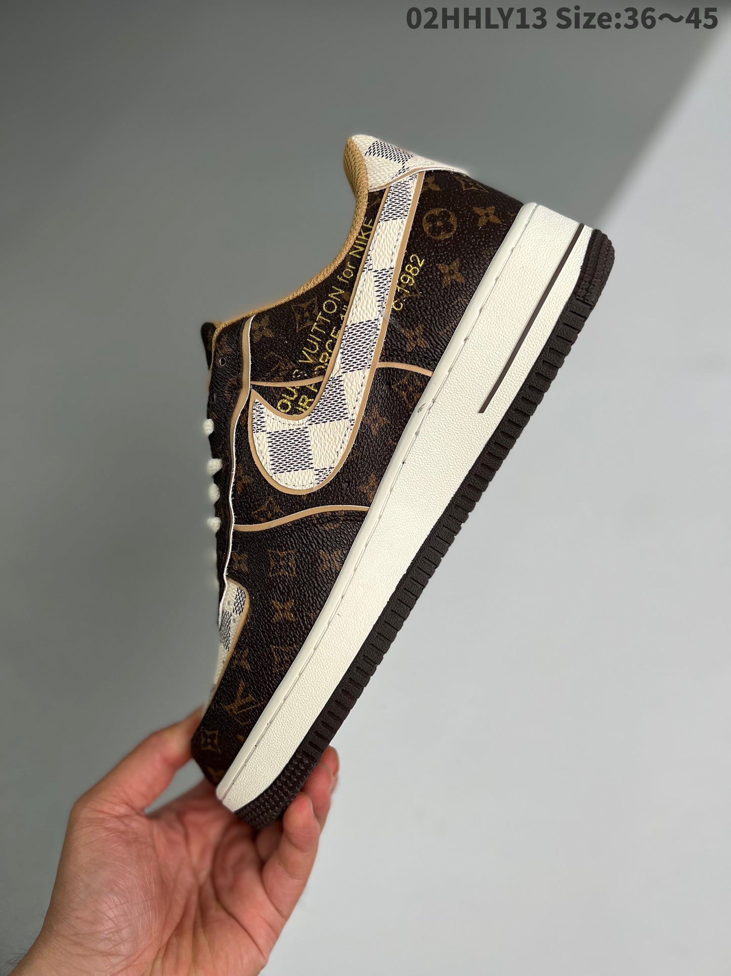 NIKE AIR FORCE 1 "LOUIS VUITTON"
