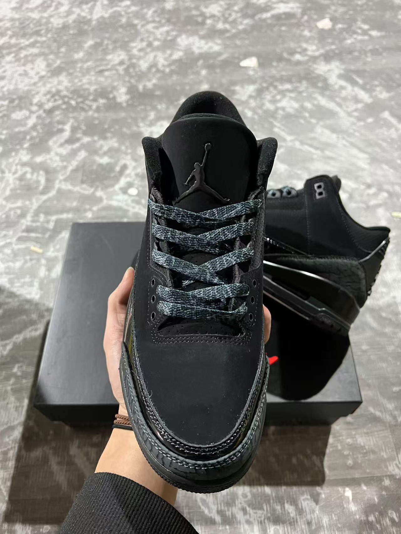 JORDAN 3 "BLACK CAT"