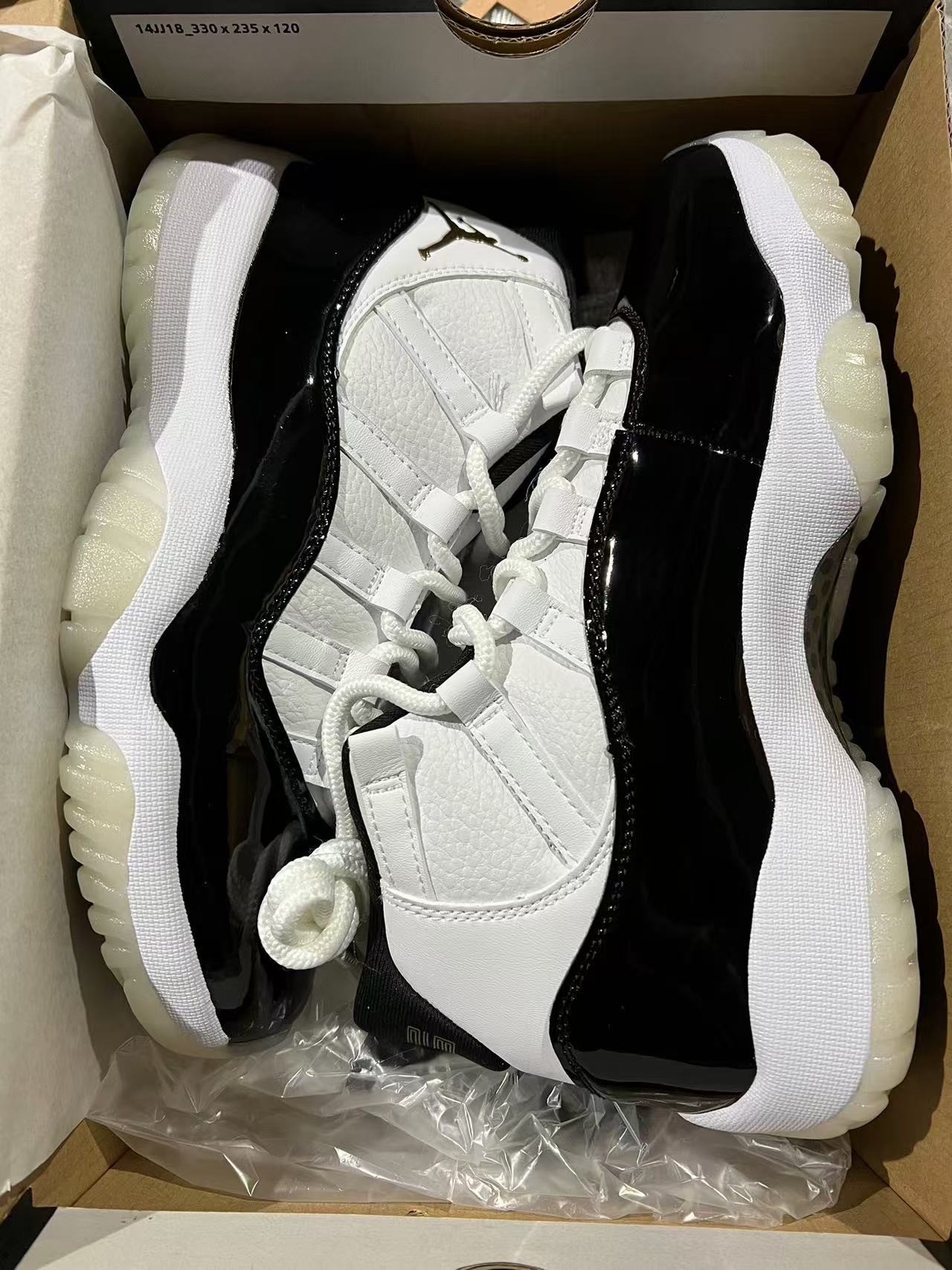 AIR JORDAN 11 RETRO GRATITUDE