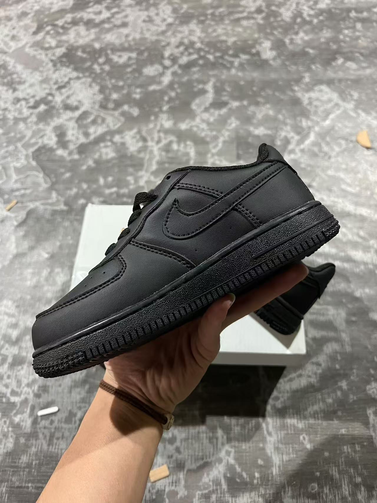 AIR FORCE 1 BLACK "07"