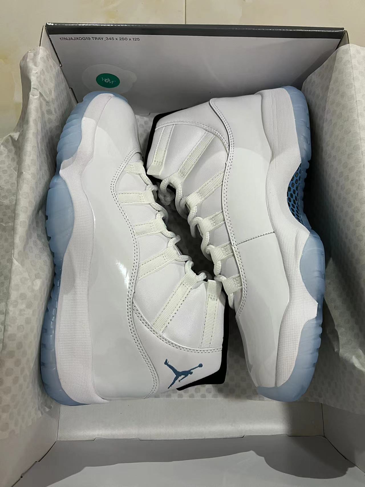 AIR JORDAN 11 “LEGEND BLUE”