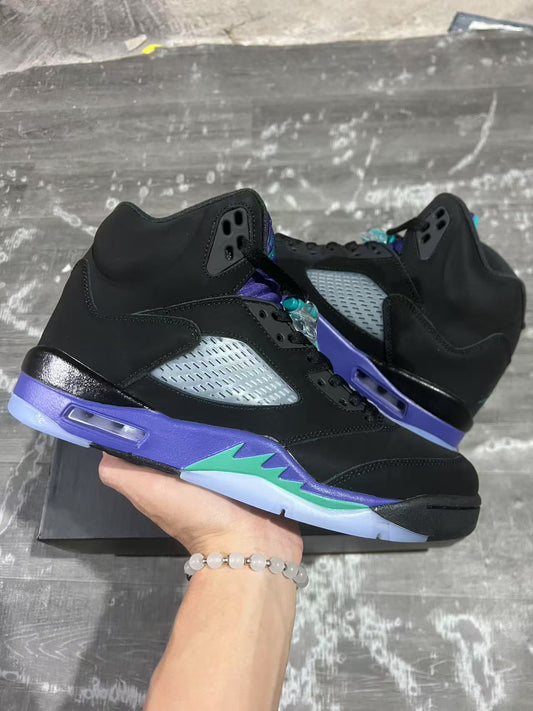 AIR JORDAN 5 RETRO “GRAPE”