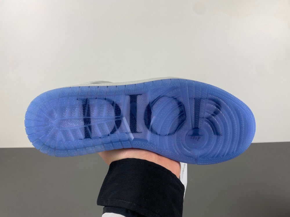 JORDAN RETRO 1 "DIOR"