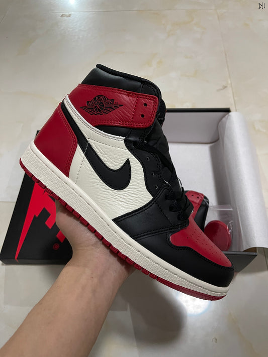 RETRO 1 HIGH "BRED TOE"